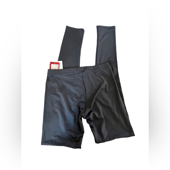 NWT Athleta finesse legging - Picture 3 of 4